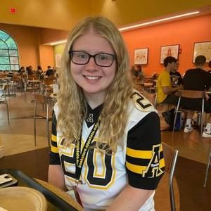 Meet your Posher, Jenna